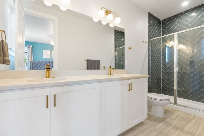 Building Photo - Beautiful 3-Bed, 3-Bath Home in Reeds Cros...
