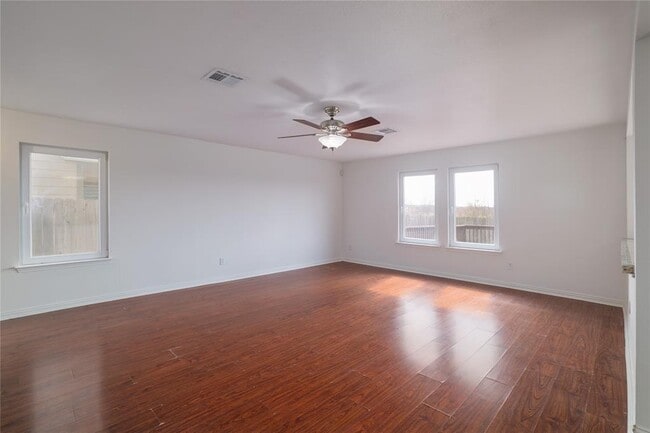 Building Photo - 13237 Coomes Dr