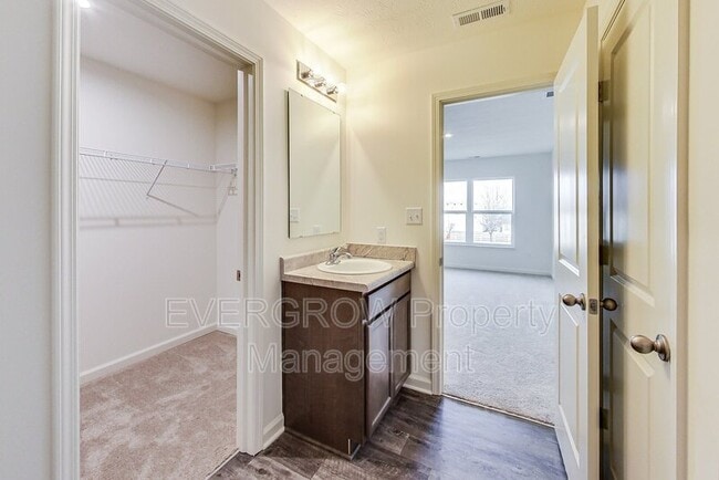 Building Photo - 10834 Penwell Wy