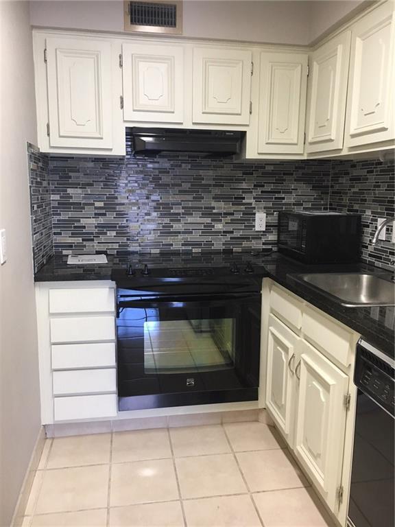 Building Photo - 1122 Colorado St