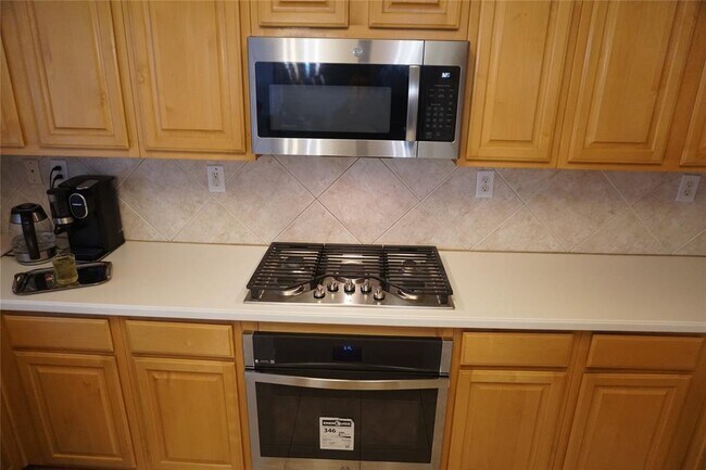 Building Photo - 18715 Amesbury Manor Ln