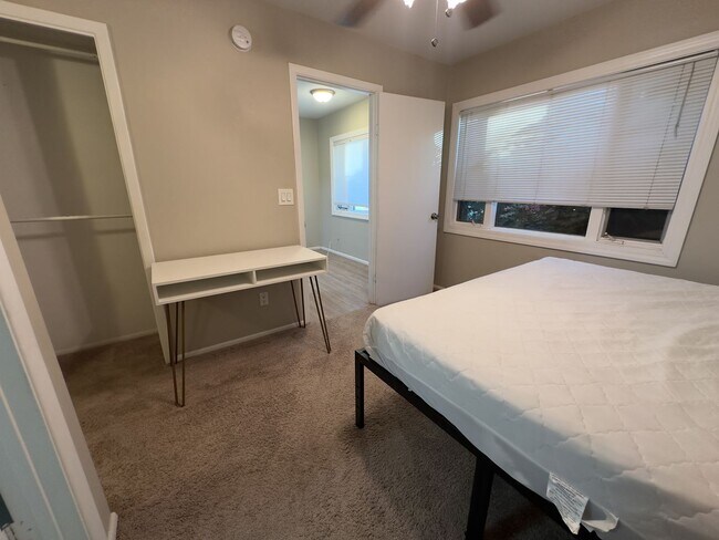 Building Photo - For Lease -Partially Furnished $2,599 or Unfurnished $2,300 2 Beds-2 Bath Painted Mountain Golf C...