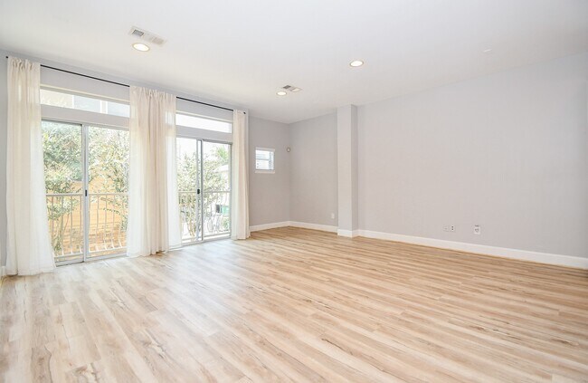Building Photo - 3507 Mosley Ct