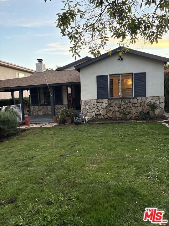 Building Photo - 1046 18th St