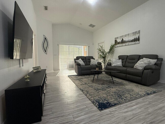 Building Photo - 959 Sandy Ridge Dr