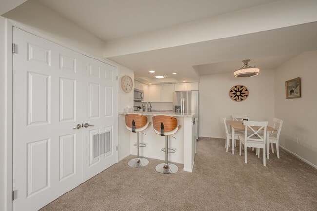 Building Photo - 3791 Desert Marina Dr