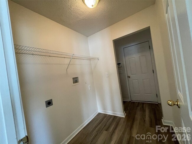 Building Photo - 6228 Sid Crane Dr