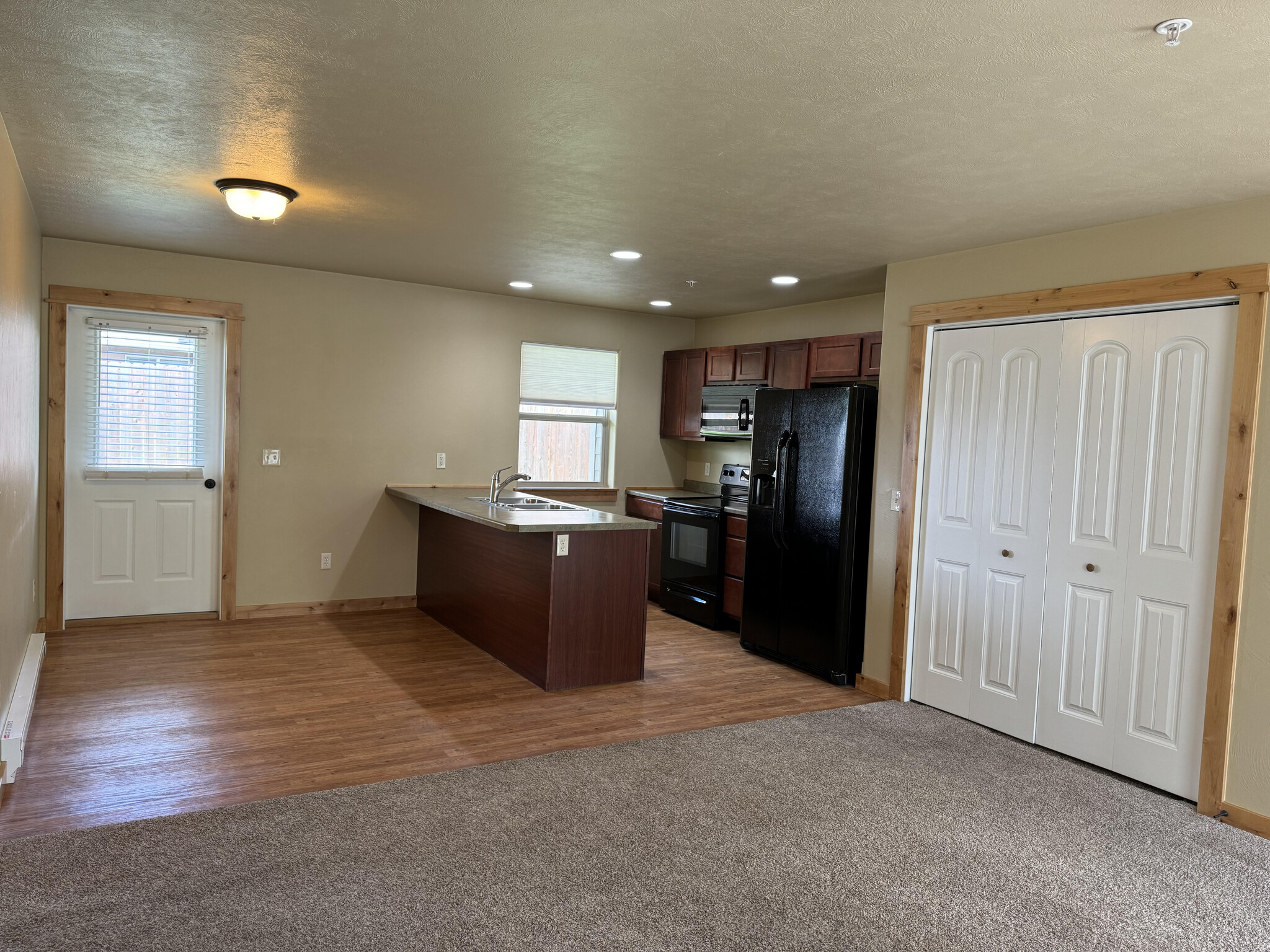 Kitchen - 171 Talon Way