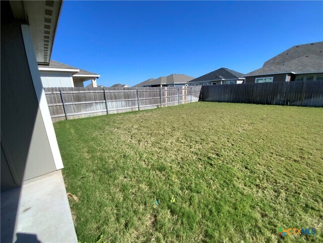 Building Photo - 2829 Valdez Dr