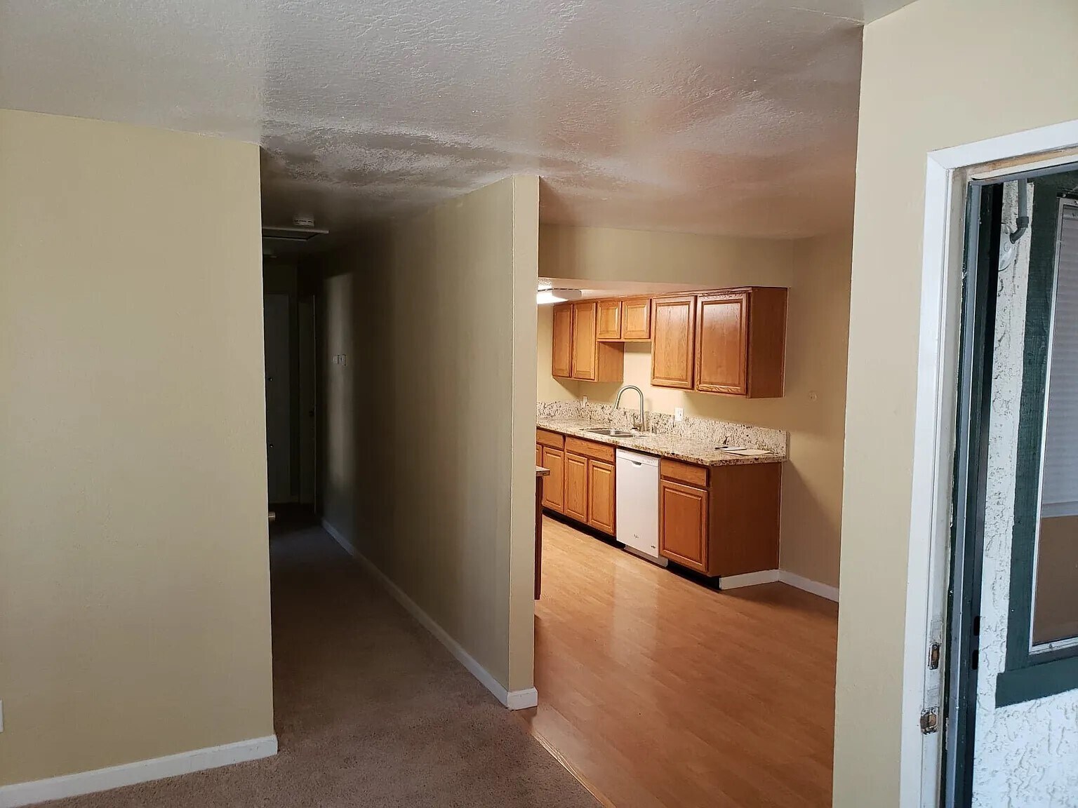 Building Photo - 8071 Via de Palmas Ln