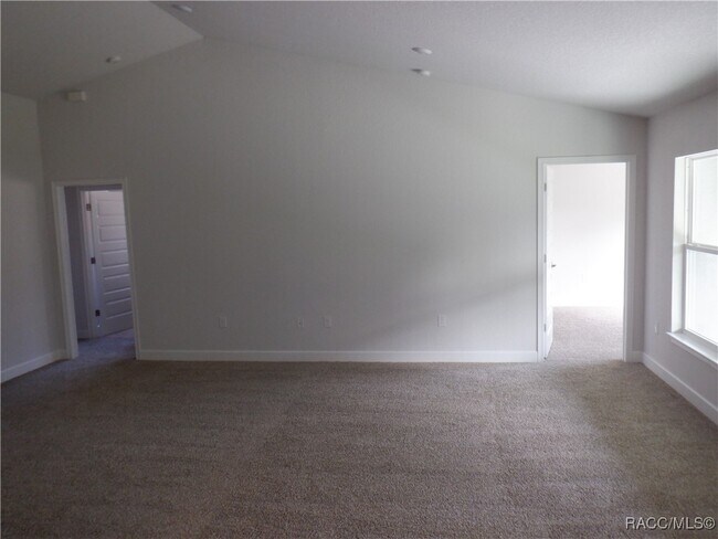 Building Photo - 1155 S Brookfield Dr