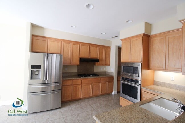 Building Photo - $4895 - **COMING SOON-END OF SEPT** Beauti...