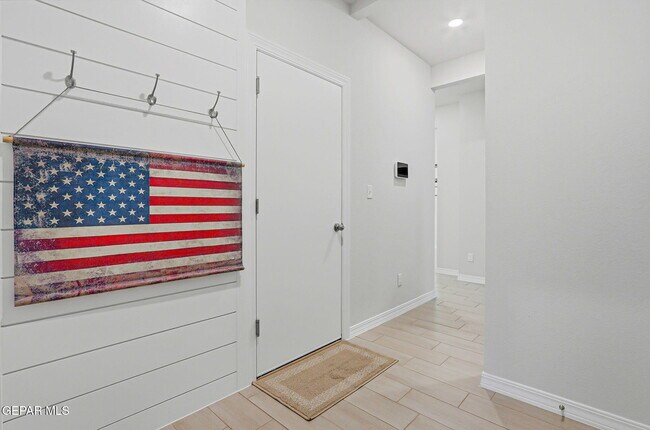 Building Photo - 11150 Blazing Star Pl
