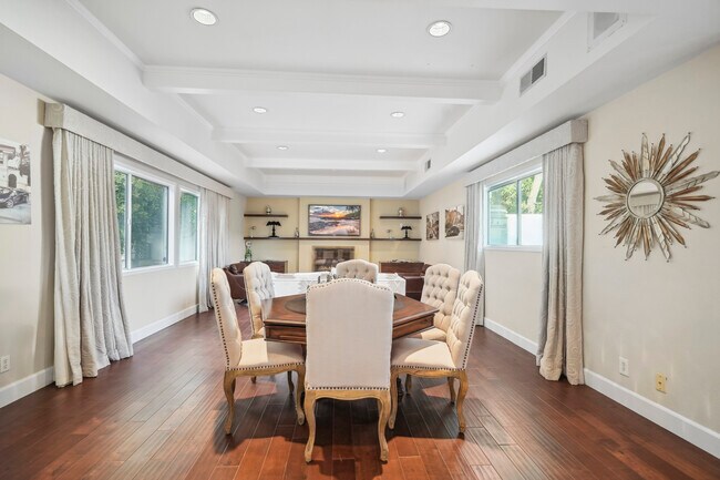 Building Photo - 3511 Berry Dr