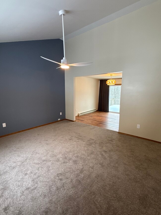 Building Photo - 314 Overlook Dr