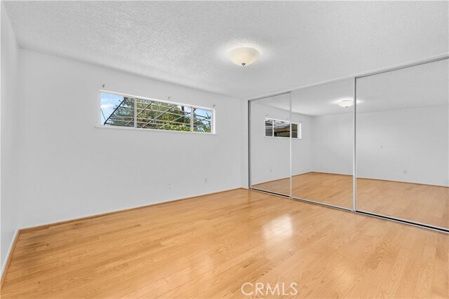 Building Photo - 702 Scripps Dr