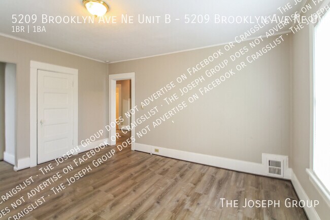 Building Photo - 5209 Brooklyn Ave NE