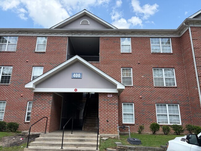Building Photo - 3000 S Adams St