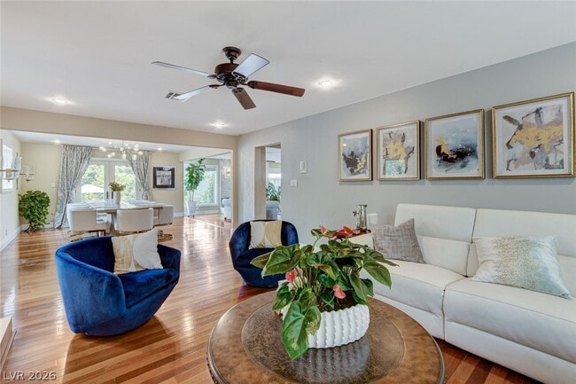 Building Photo - 7001 Alamitos Cir