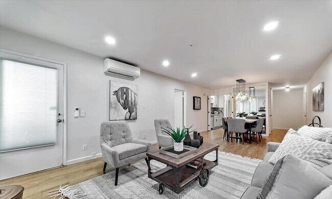 Building Photo - A fantastic upscale 1Bedroom near Canada college and Hwy 280