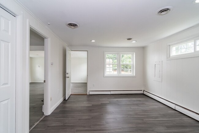 Building Photo - 22 Wethersfield Rd