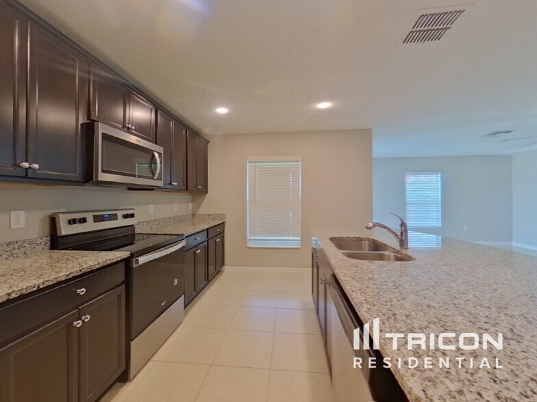 Building Photo - 1147 Moyle Way