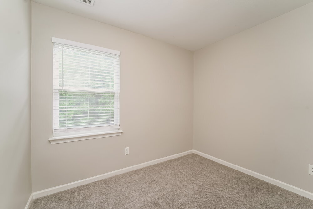 Building Photo - 316 Wrayhill Dr
