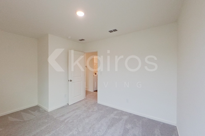 Building Photo - 638 Muster Fld Ct