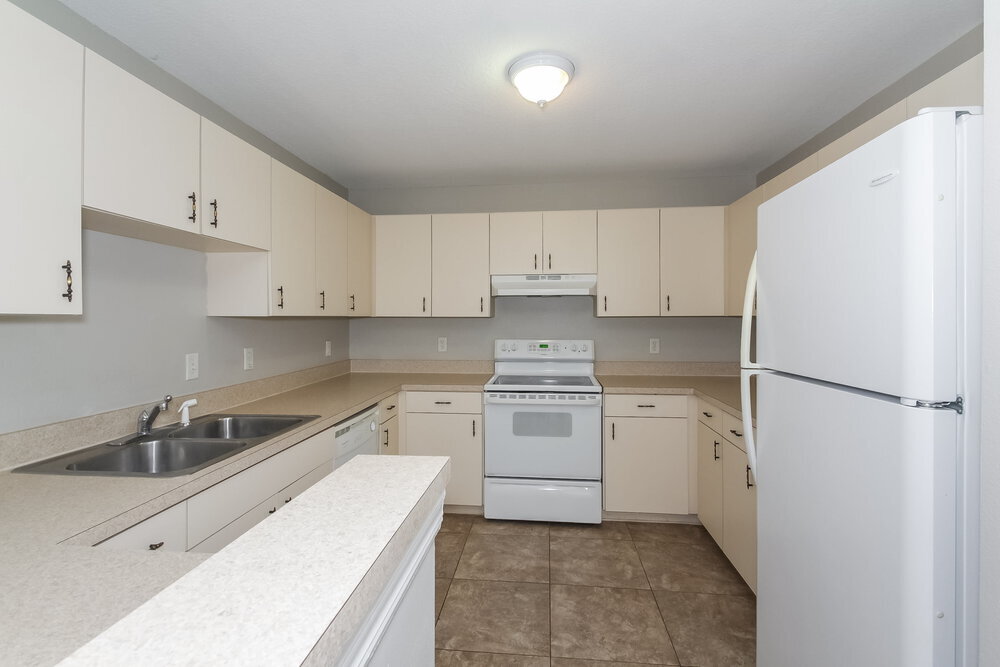 Building Photo - 10404 Summerview Cir