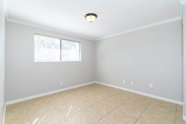Building Photo - Back on the Market! Beautifully Updated 4 ...