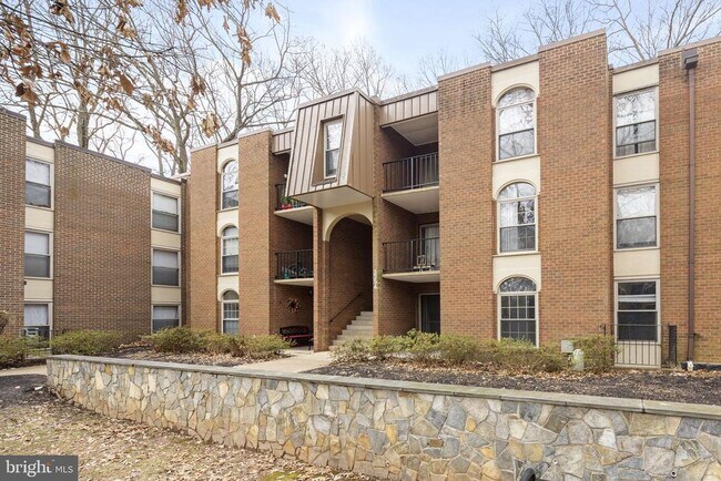 Building Photo - 3354 Woodburn Rd