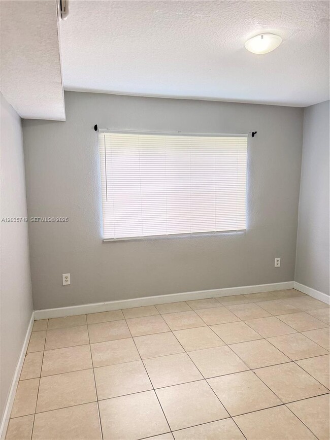 Building Photo - 15410 SW 284th St