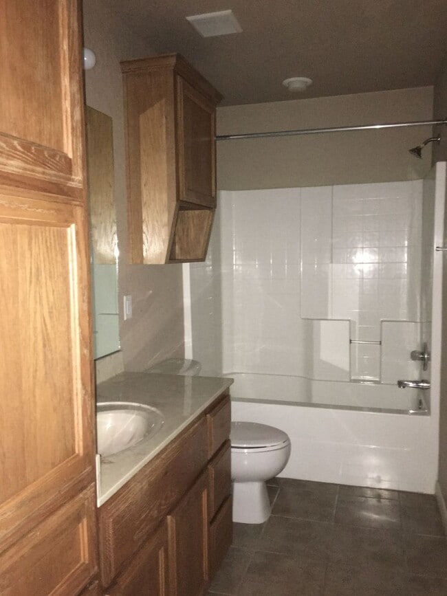 Building Photo - 1111 Powder River Dr