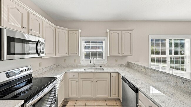 Building Photo - 812 Westin Ct