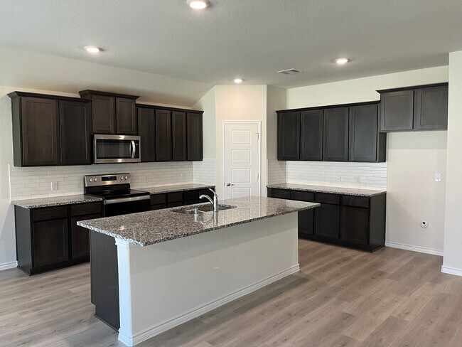 Kitchen and pantry - 2638 Azales Run Dr