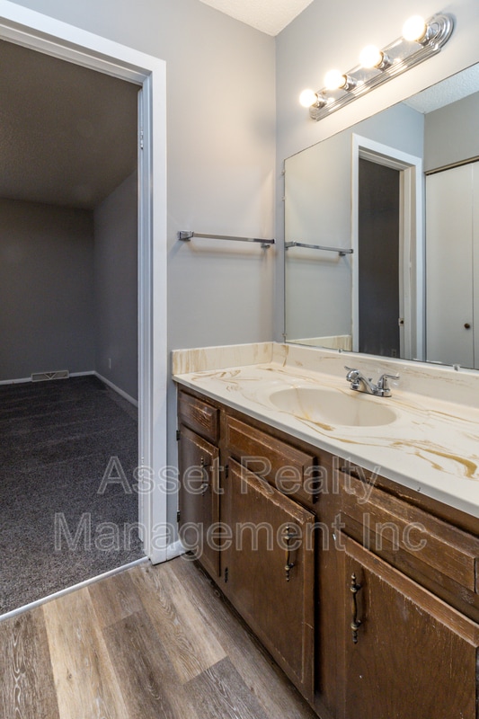 Building Photo - 9157 Cedarpark Ln NW