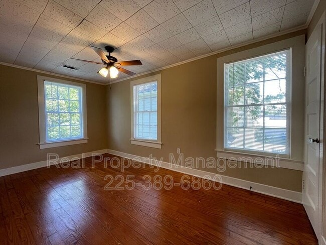 Building Photo - 755 Arlington Ave