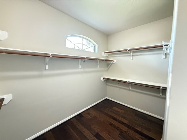 Building Photo - 3808 Travis Lake Ct