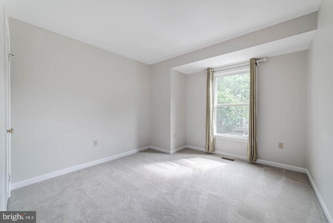 Building Photo - 7208 Burton Hill Ct