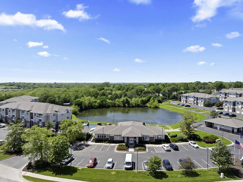 Building Photo - The Fairways Apartment Homes