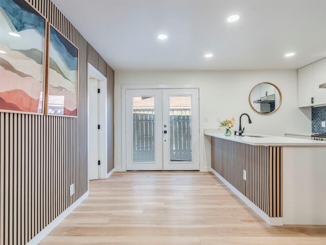 Building Photo - 2009 GATHRIGHT Cv