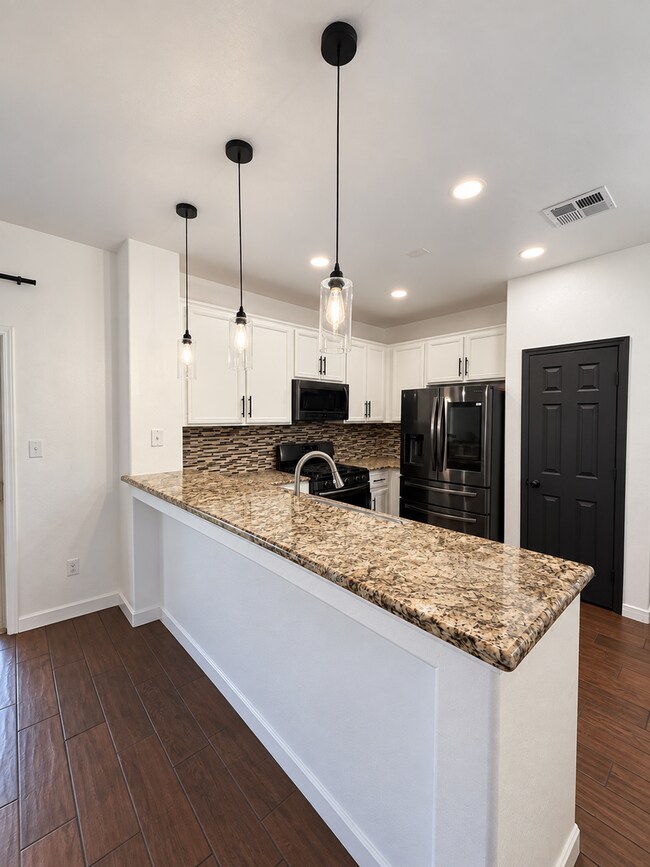 Building Photo - 3601 Rio Grande Ln