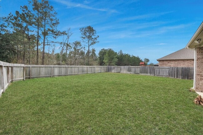 Building Photo - 196 Chestnut Meadow Dr