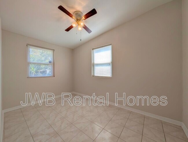 Building Photo - 9064 11th Ave