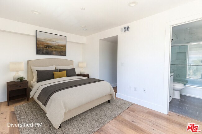 Building Photo - 4507 W 18th St