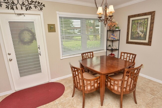 Building Photo - 1225 NW 21st St