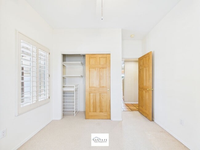 Building Photo - Two Story Home in Desirable Subdivision
