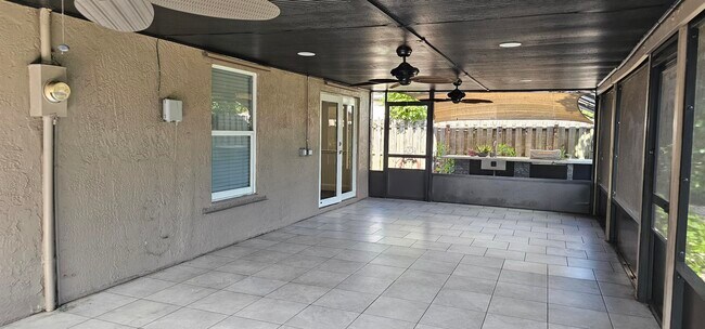 Building Photo - 4300 Purdy Ln
