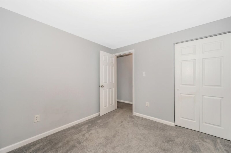 Building Photo - 214 Ashfield Ct