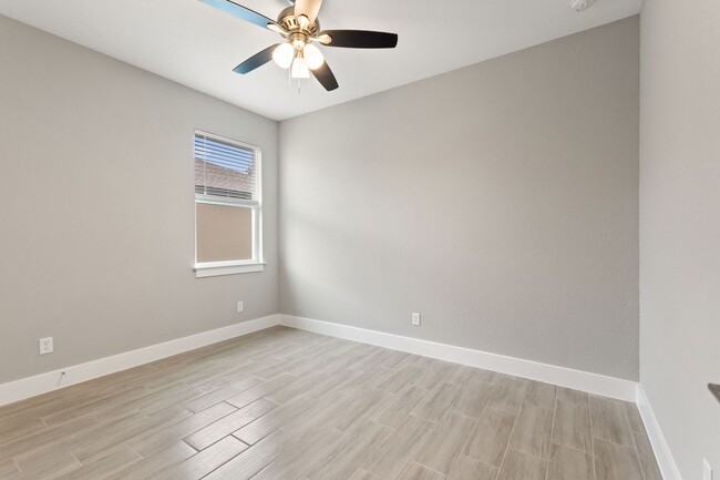 Building Photo - Deposit-Free! Modern, energy efficient hom...